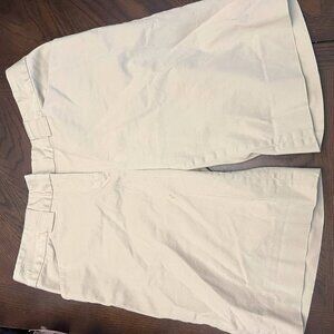 Lily Pulitzer Khaki Golf Shorts. Size 6